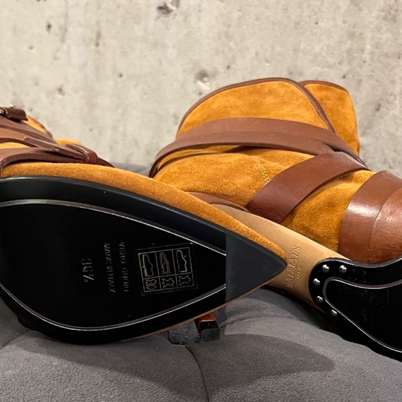 Balmain Buckled Boots - Picture 5 of 5